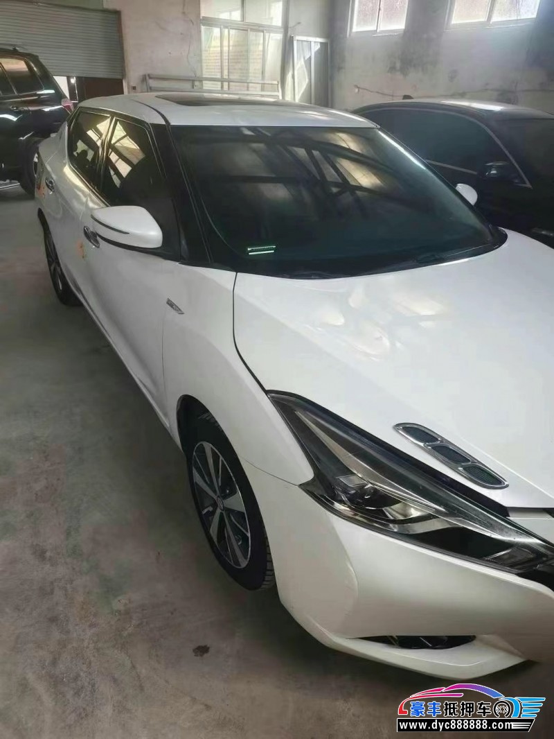 18年日产蓝鸟轿车抵押车出售