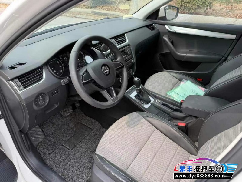 16年斯柯达明锐轿车抵押车出售