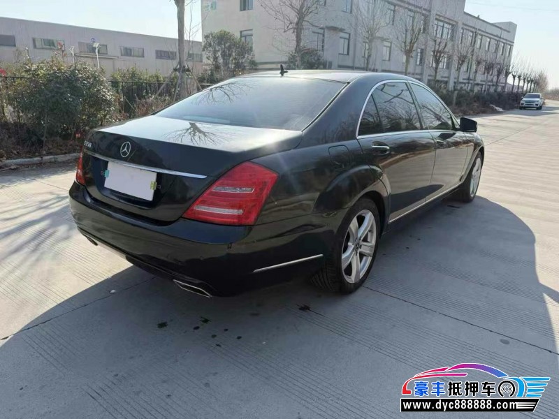 11年奔驰S轿车抵押车出售