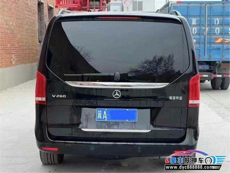 23年奔驰V轿车抵押车出售