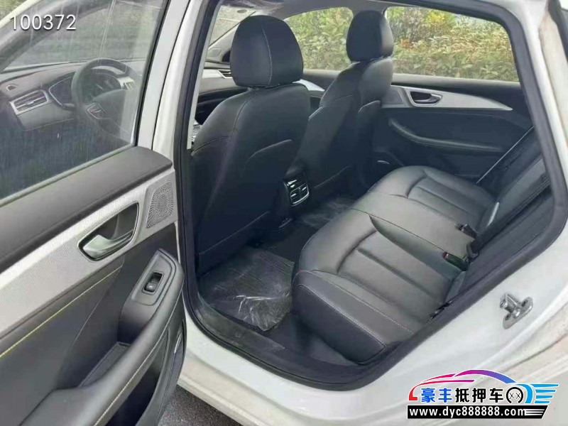 24年荣威i6轿车抵押车出售