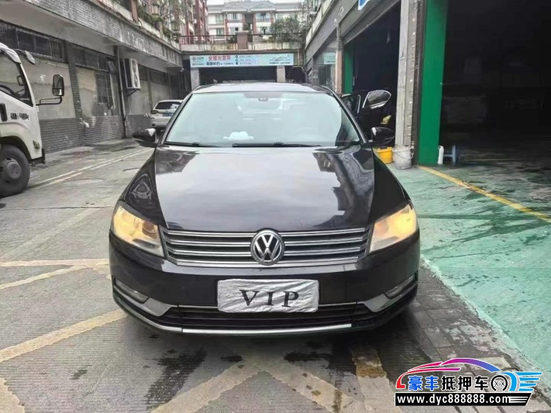 17年大众迈腾轿车抵押车出售