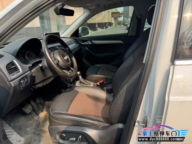 16年奥迪Q3轿车抵押车出售