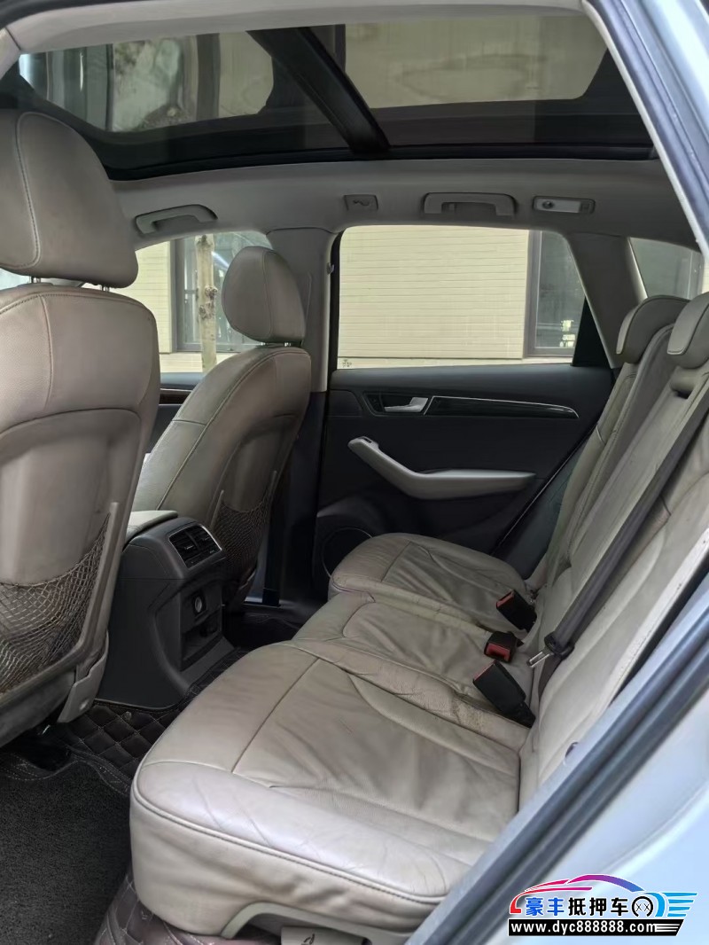 11年奥迪Q5轿车抵押车出售