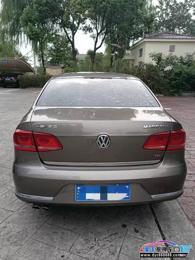 16年大众迈腾轿车抵押车出售