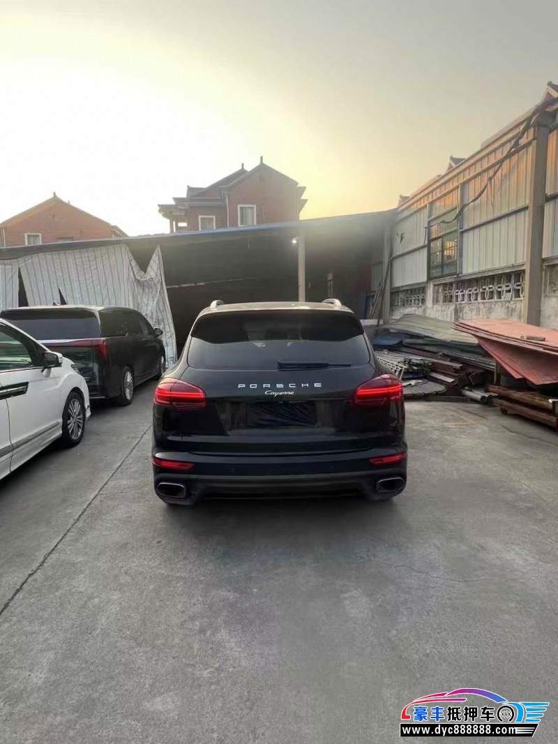 17年保时捷卡宴SUV抵押车出售