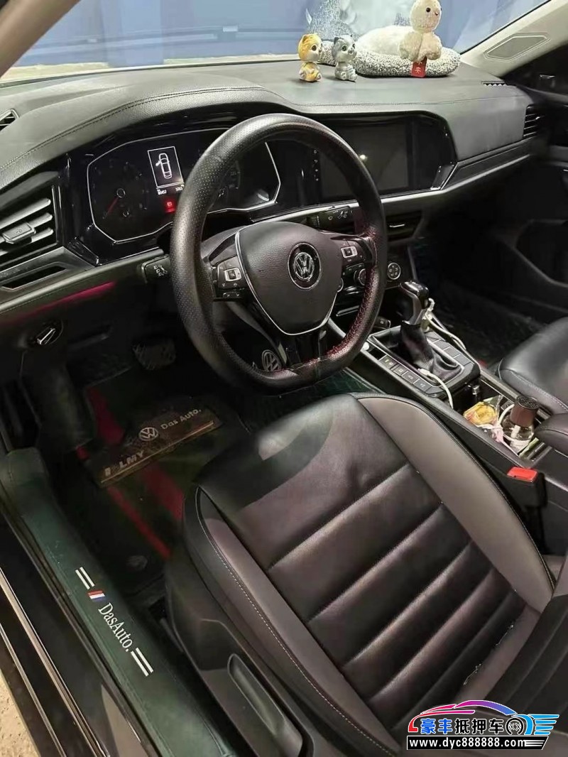 20年大众速腾轿车抵押车出售