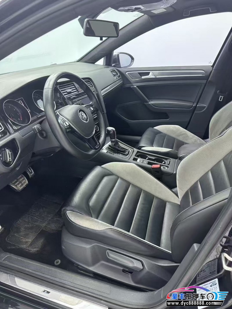 19年大众高尔夫轿车抵押车出售