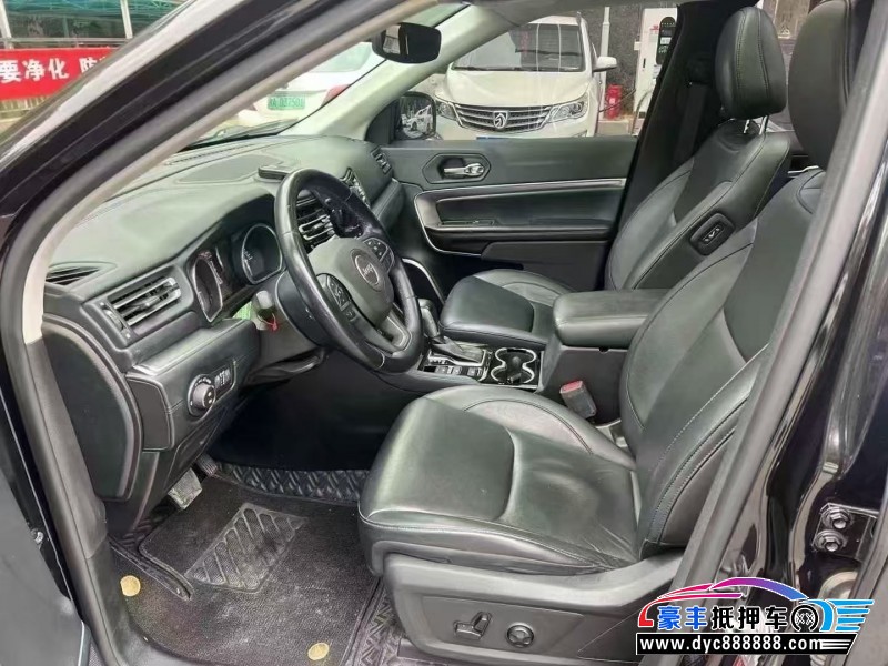 20年Jeep指挥官轿车抵押车出售