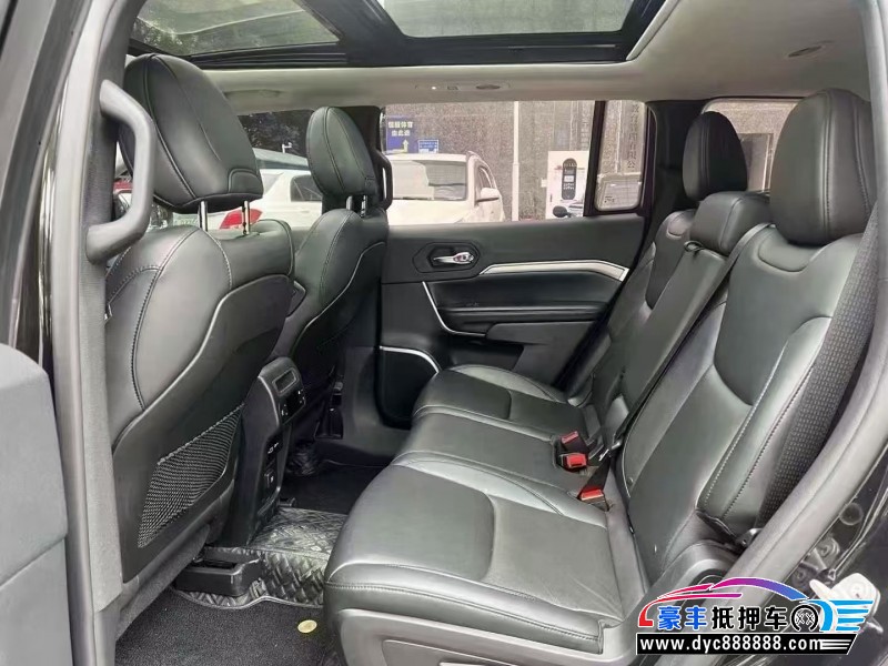 20年Jeep指挥官轿车抵押车出售