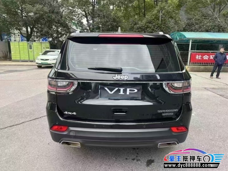 20年Jeep指挥官轿车抵押车出售