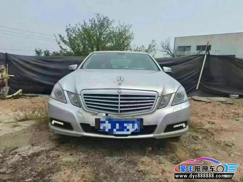 10年奔驰E轿车抵押车出售
