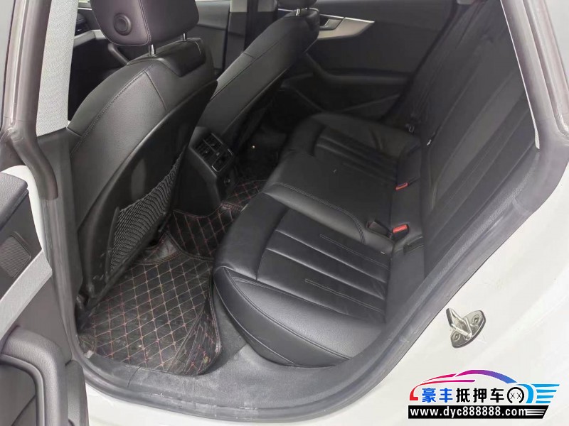 18年奥迪A5轿车抵押车出售