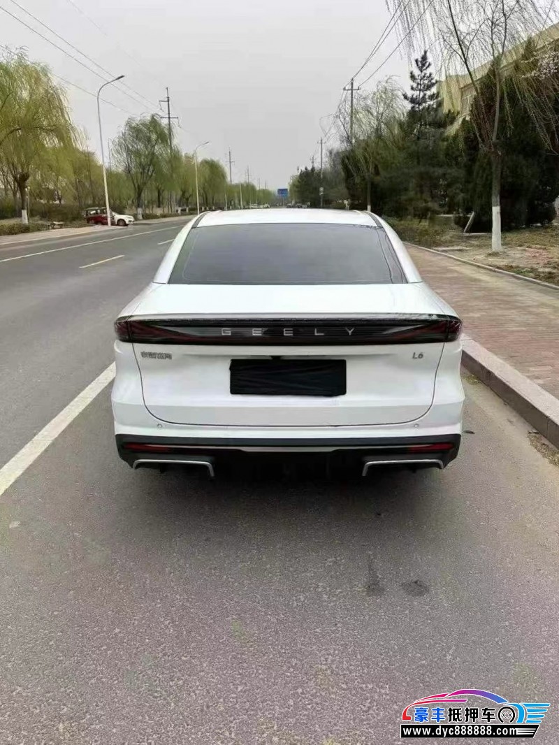 24年吉利银河L6轿车抵押车出售