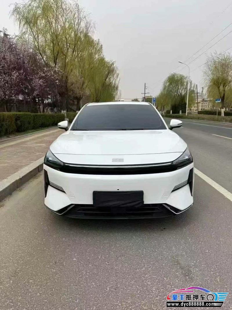 24年吉利银河L6轿车抵押车出售