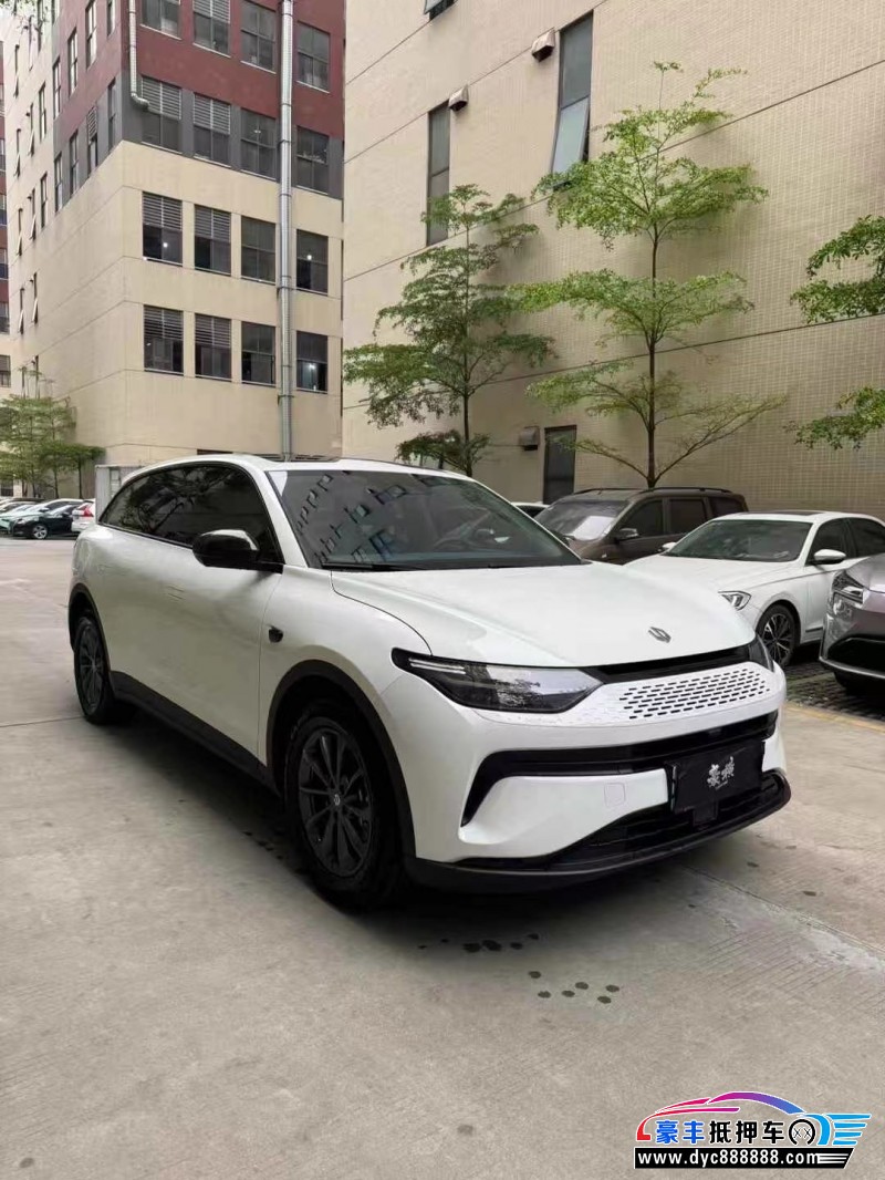 23年零跑C11轿车抵押车出售