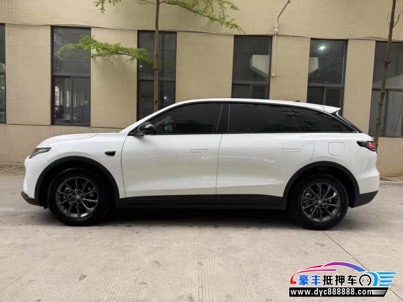 23年零跑C11轿车抵押车出售