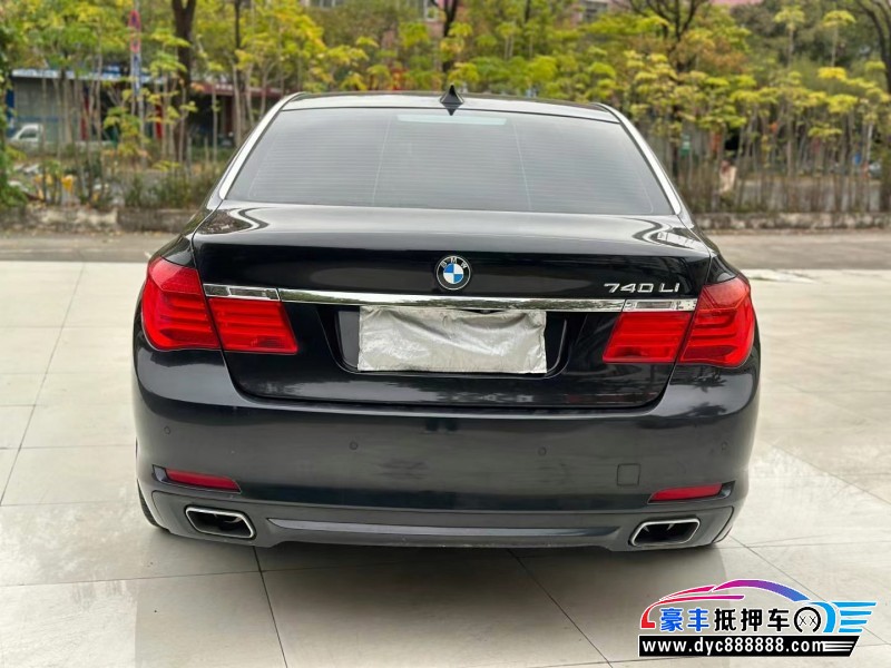 11年宝马7系轿车抵押车出售