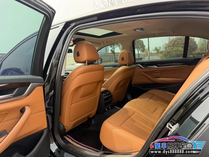 18年宝马5系轿车抵押车出售