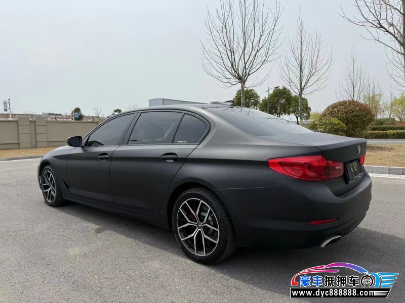 18年宝马5系轿车抵押车出售
