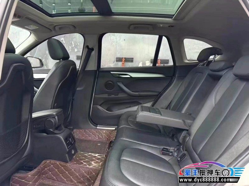 18年宝马X1轿车抵押车出售