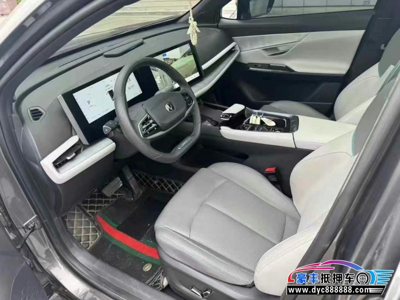 23年长安长安UNI轿车抵押车出售