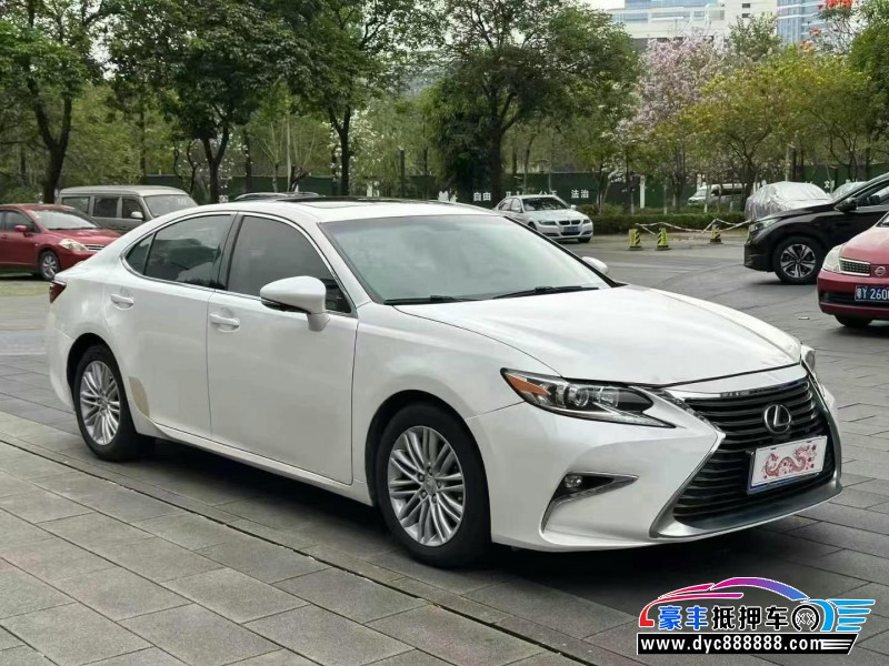 18年雷克萨斯ES轿车抵押车出售