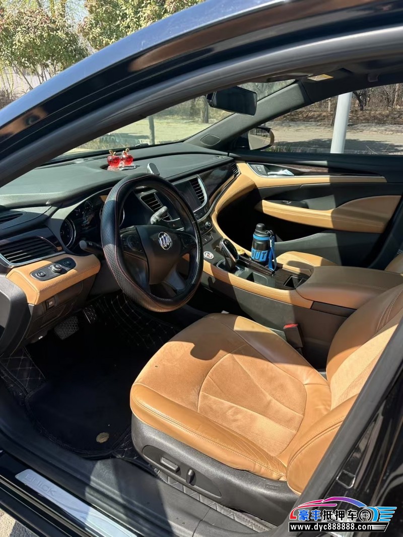 17年别克君越轿车抵押车出售