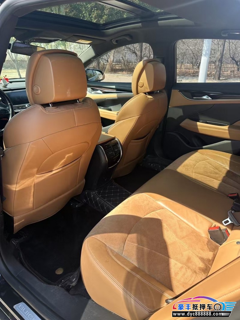 17年别克君越轿车抵押车出售