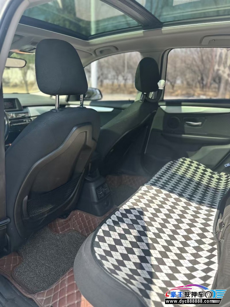 18年宝马2系轿车抵押车出售