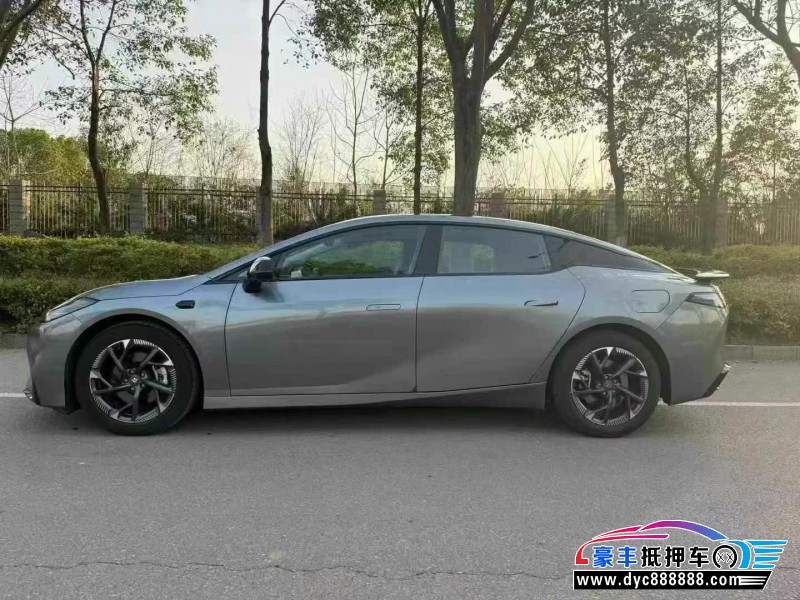 24年埃安昊铂轿车抵押车出售