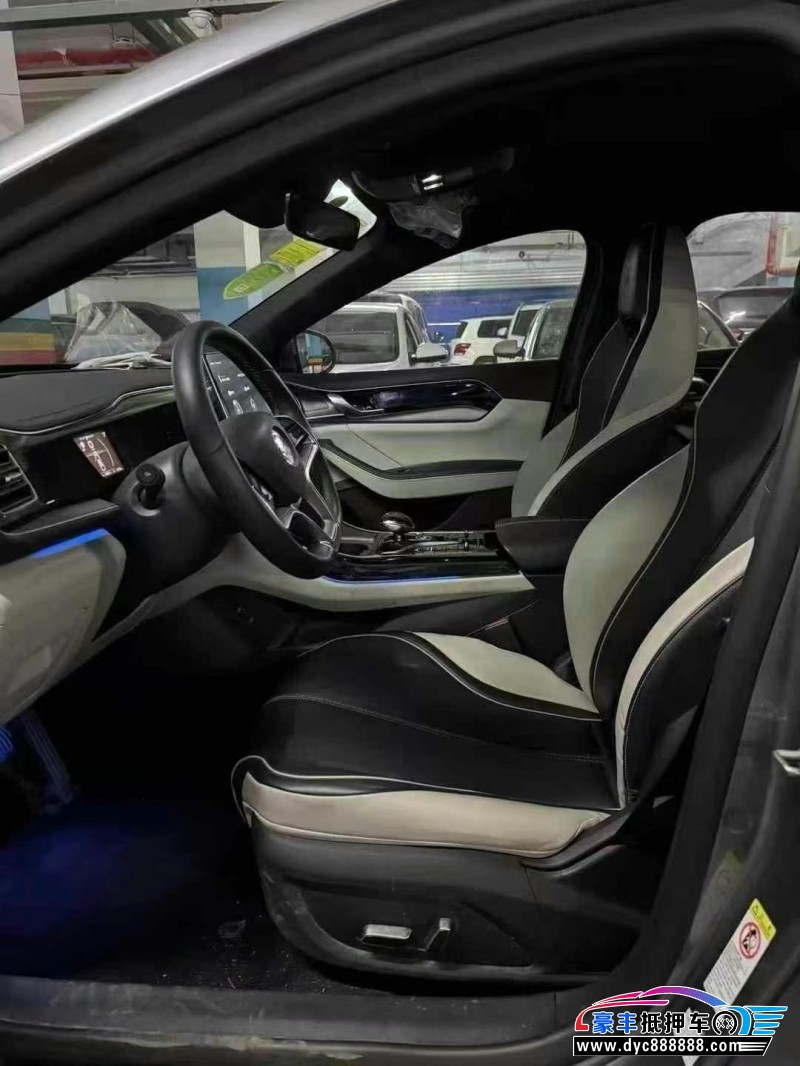 22年比亚迪秦轿车抵押车出售