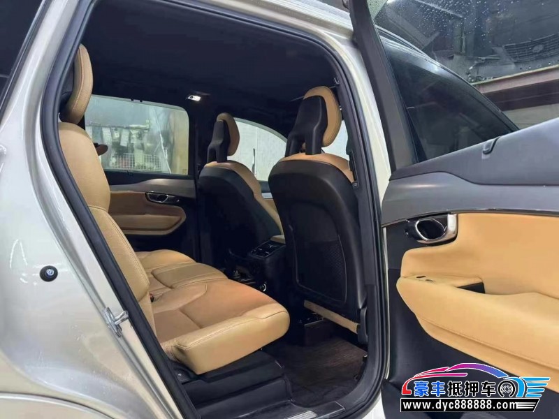 18年沃尔沃XC90轿车抵押车出售