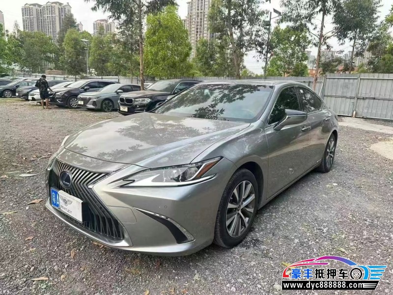 21年雷克萨斯ES轿车抵押车出售