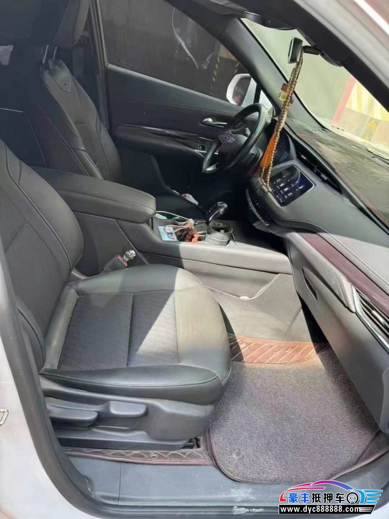 19年凯迪拉克XT4SUV抵押车出售