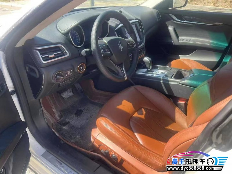 15年玛莎拉蒂Ghibli轿车抵押车出售