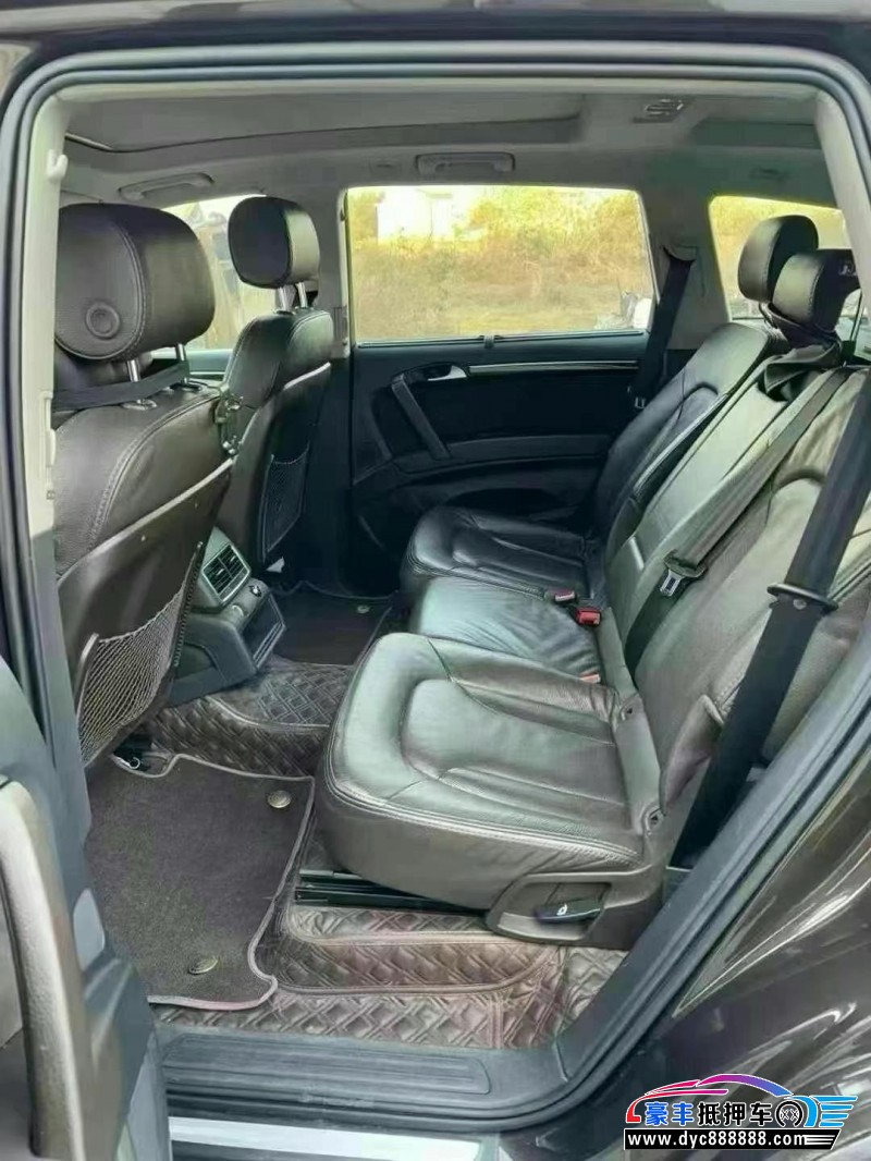 15年奥迪Q7SUV抵押车出售