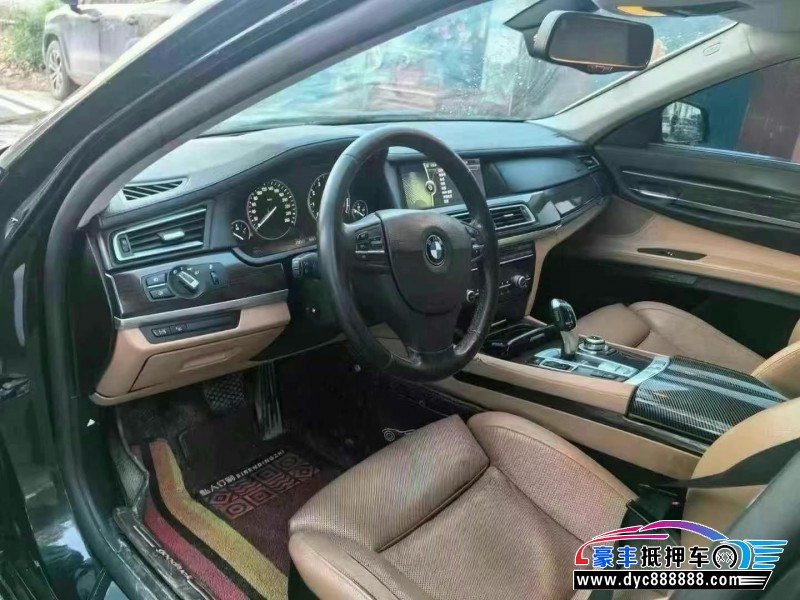 12年宝马7系轿车抵押车出售