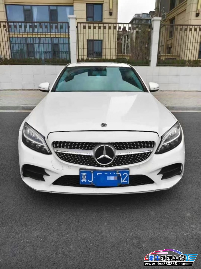 18年奔驰C轿车抵押车出售