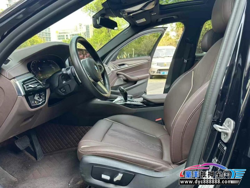 22年宝马5系轿车抵押车出售