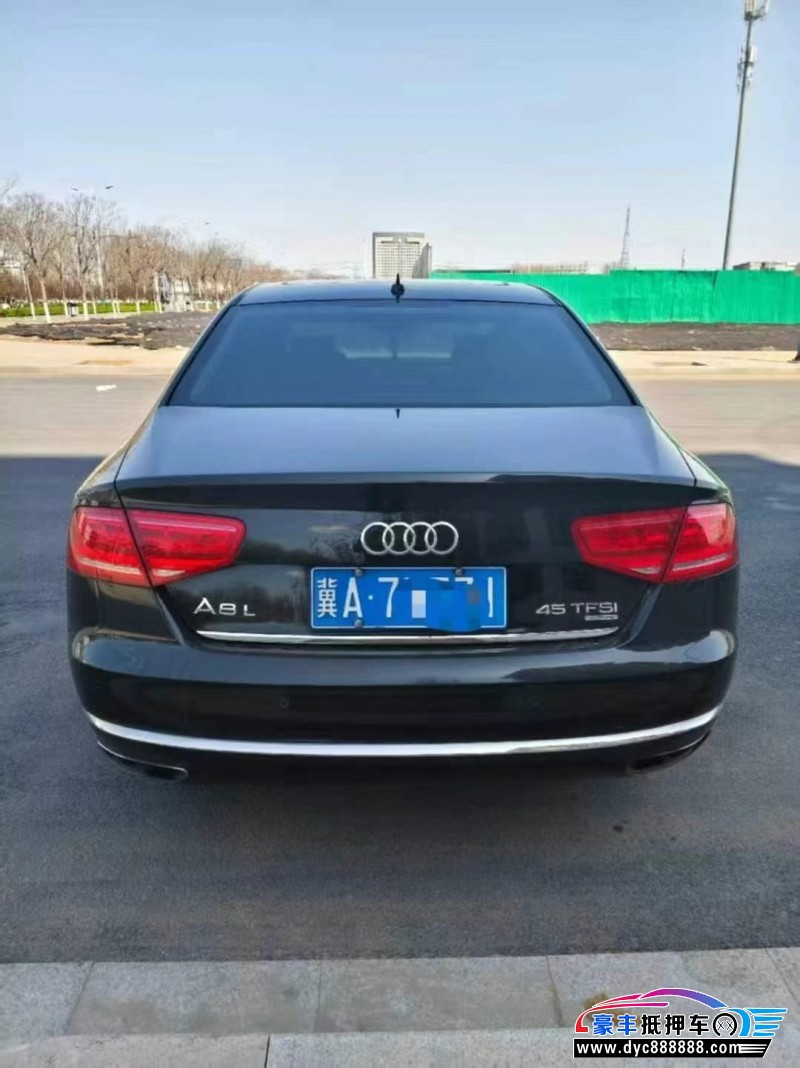 14年奥迪A8L轿车抵押车出售
