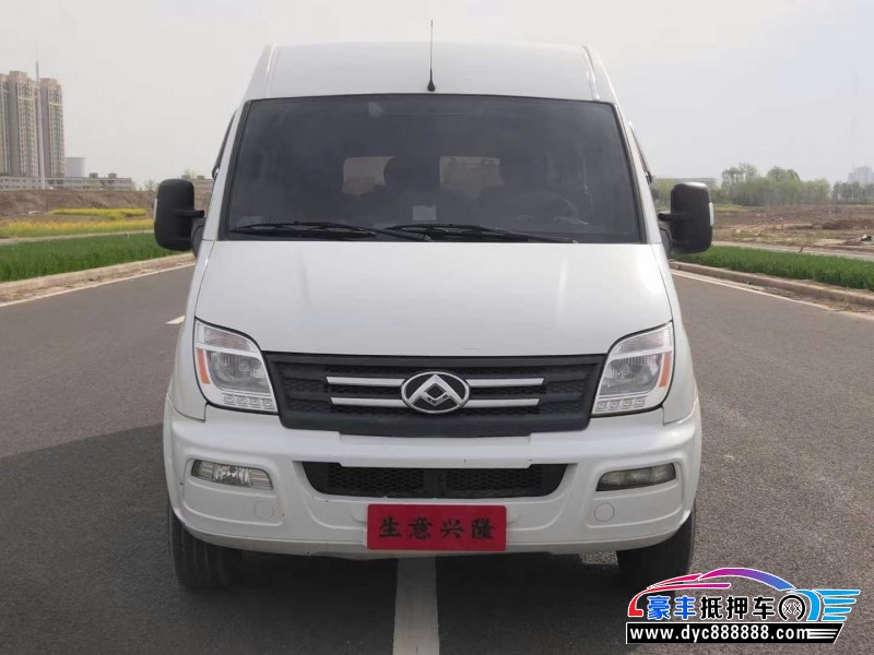 21年上汽大通V80轿车抵押车出售