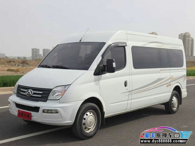 21年上汽大通V80轿车抵押车出售