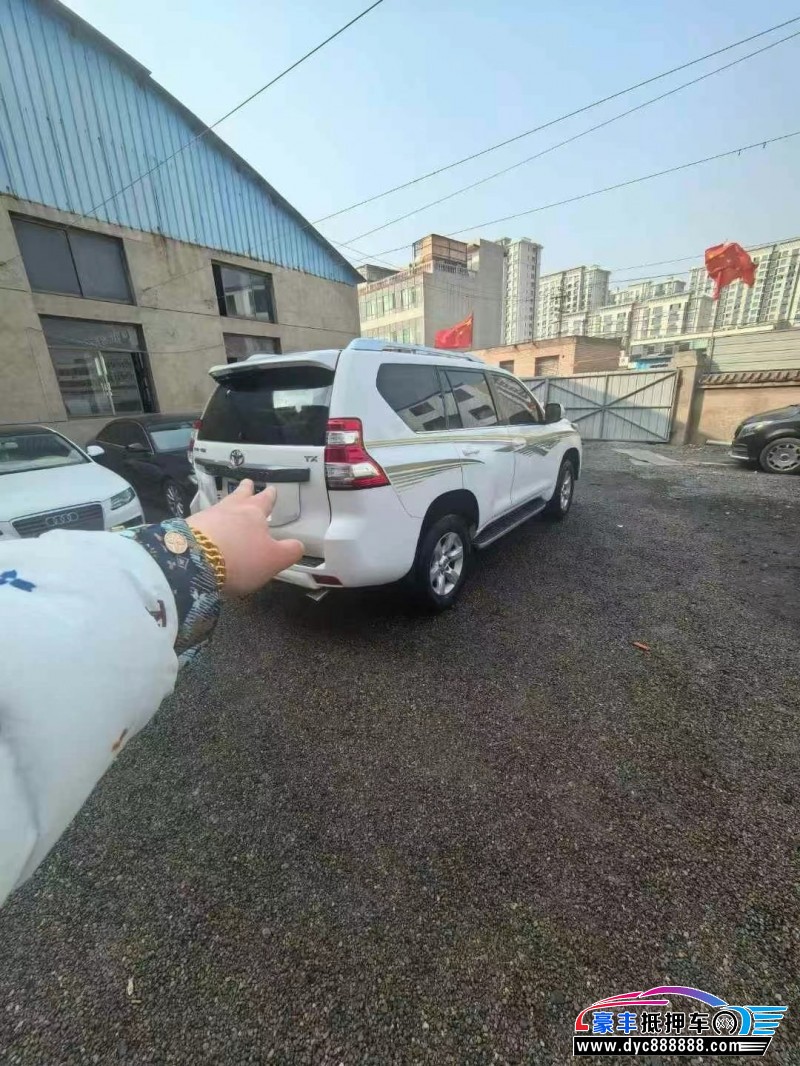 13年丰田普拉多（霸道）轿车抵押车出售