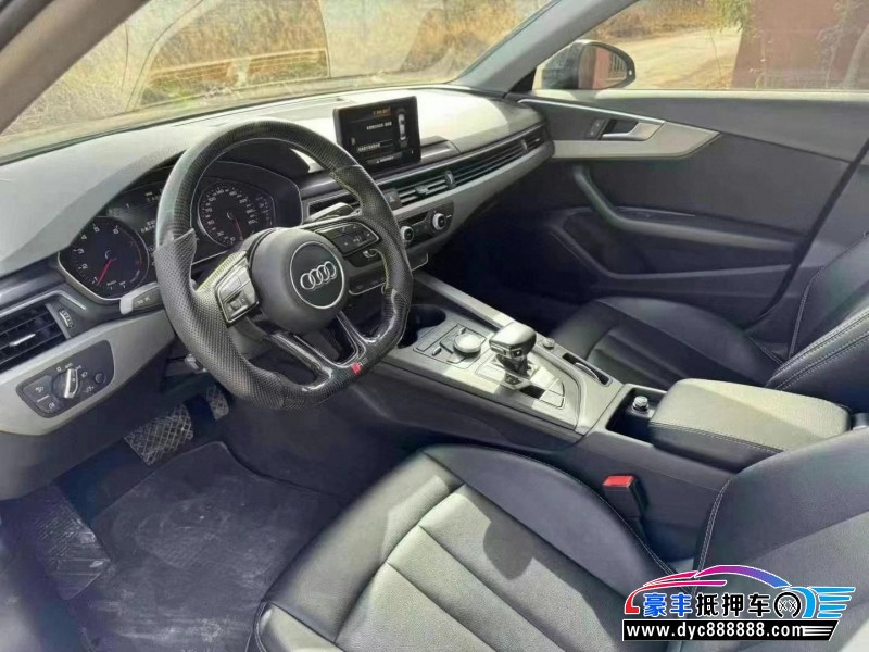 19年奥迪A4轿车抵押车出售