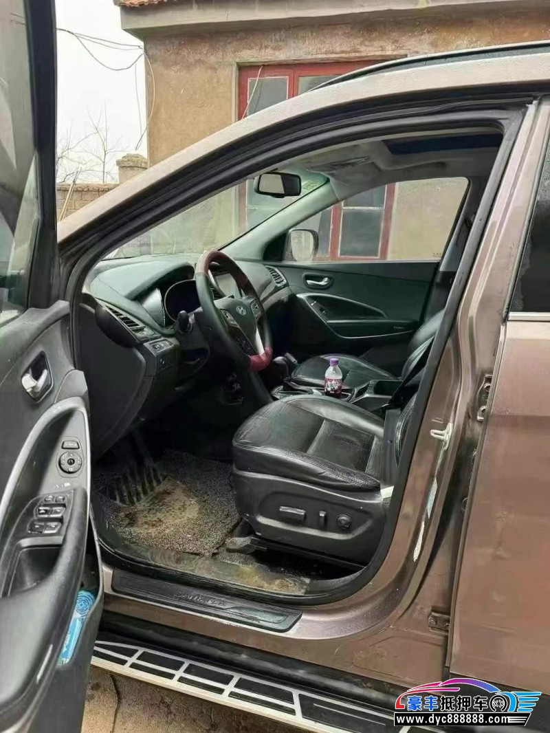 13年现代全新胜达SUV抵押车出售