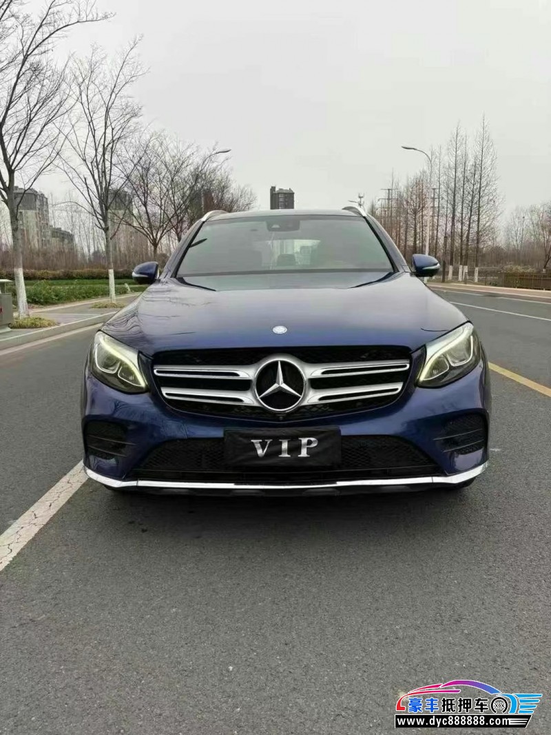 17年奔驰GLCSUV抵押车出售