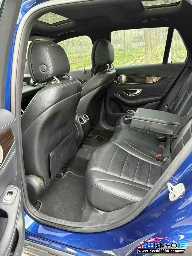 17年奔驰GLCSUV抵押车出售