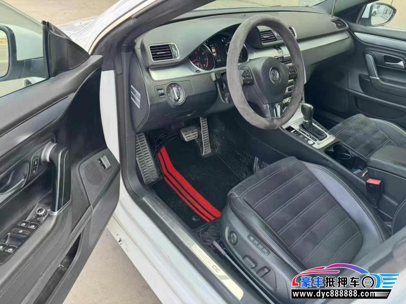 16年大众CC轿车抵押车出售