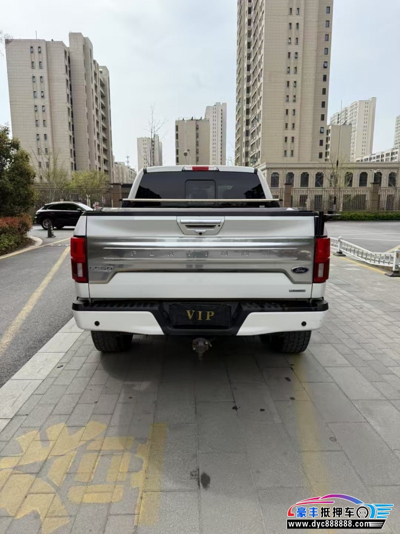 20年福特猛禽轿车抵押车出售